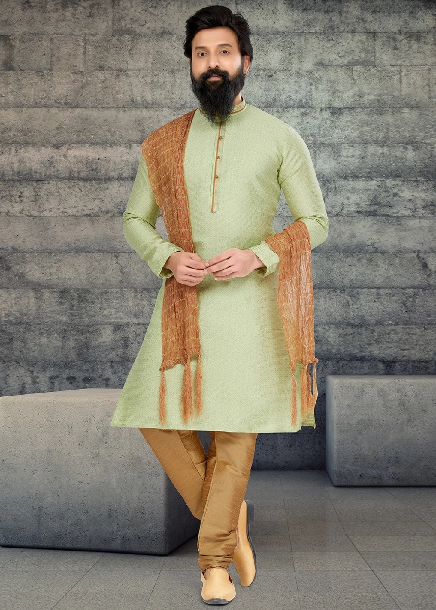 Green Festive Kurta Pajama In Jacquard, 36-1.webp